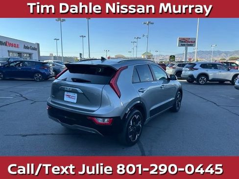Used 2023 Kia Niro Wind FWD image 11
