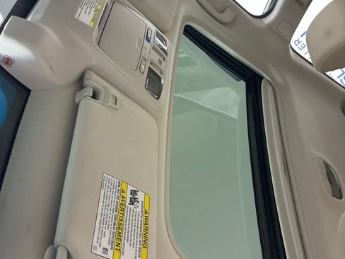 Used 2016 Subaru Outback 2.5i Premium image 32