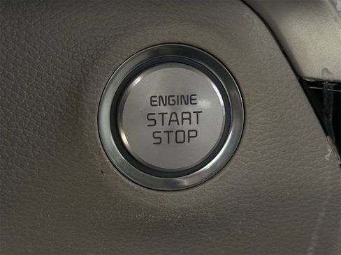 Used 2020 Kia Telluride S w/ S 8 Passenger Seating Package image 20