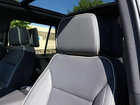 New 2026 Chevrolet Tahoe Premier image 16