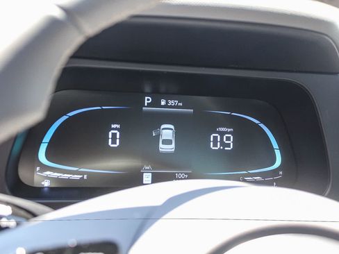 Certified 2026 Hyundai Elantra Sport FWD image 28