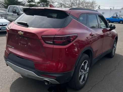 Used 2023 Chevrolet Blazer LT AWD/4WD image 5