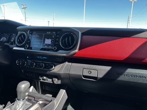 Used 2023 Toyota Tacoma SR5 w/ Technology Package image 15