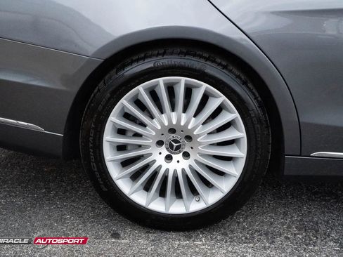 Used 2018 Mercedes-Benz S 560 4MATIC Sedan image 11