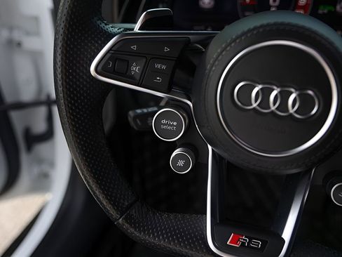 Used 2018 Audi R8 V10 plus image 20