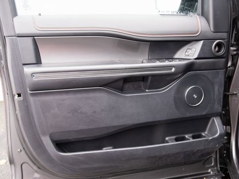 Used 2020 Ford Expedition Limited w/ Equipment Group 303A image 16