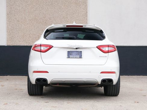 Used 2017 Maserati Levante S AWD/4WD image 16