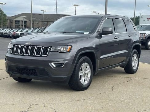 Used 2017 Jeep Grand Cherokee Laredo w/ Quick Order Package 2BE RWD image 5