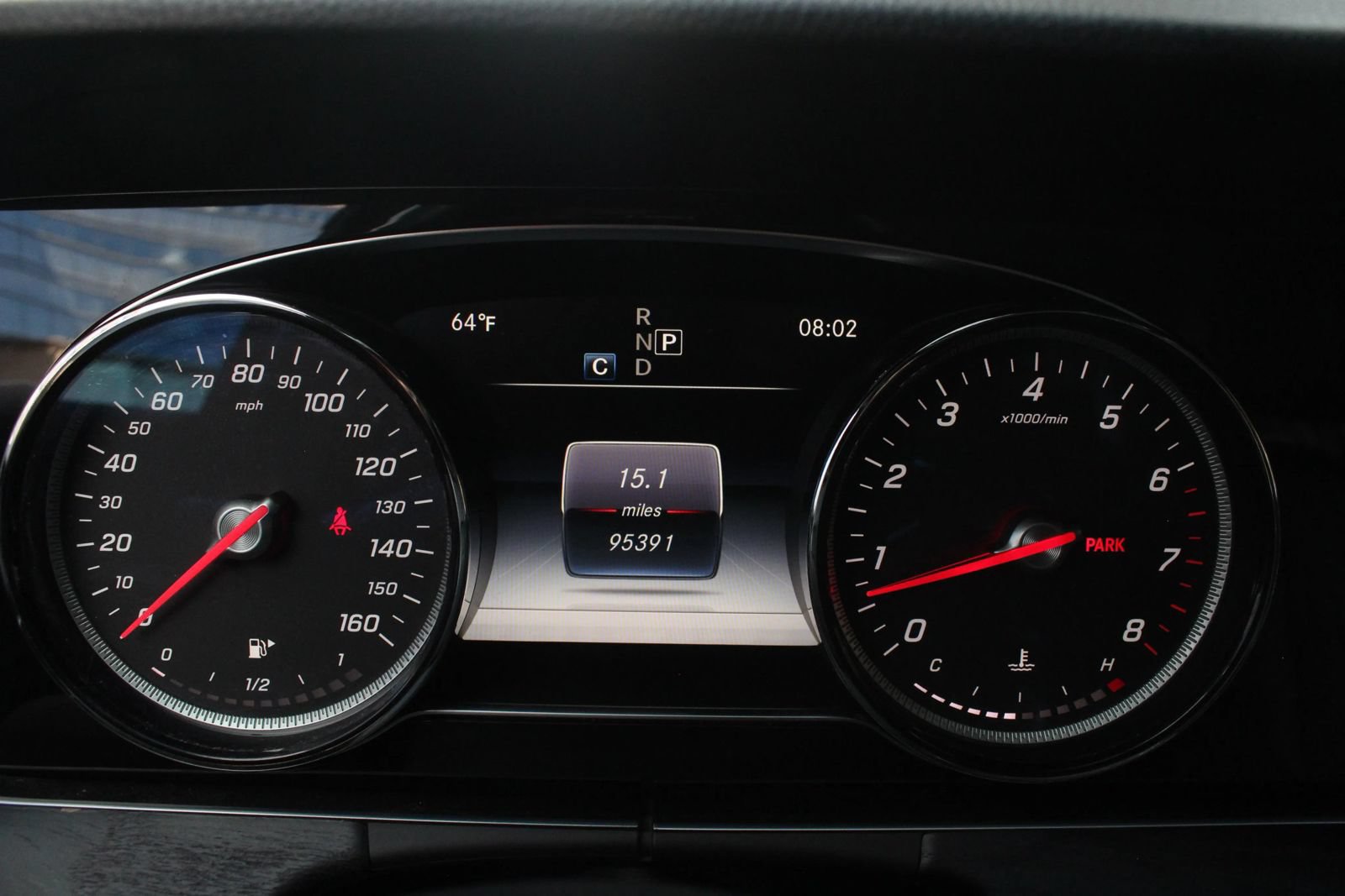 Used 2017 Mercedes-Benz E 300 4MATIC image 32