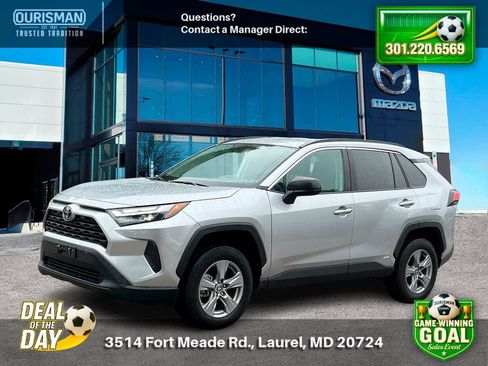 Used 2025 Toyota RAV4 LE AWD/4WD image 2