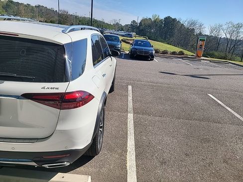 Used 2025 Mercedes-Benz GLE 350 4MATIC image 8