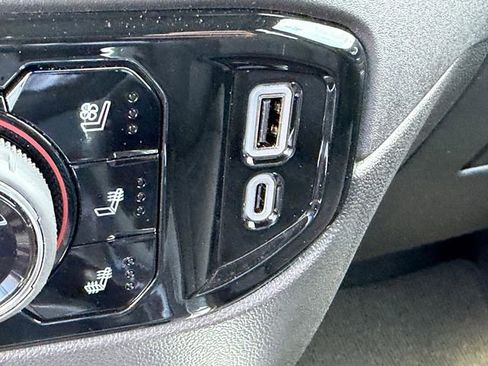 New 2026 Chevrolet Silverado 1500 High Country w/ Midnight Edition AWD/4WD image 28