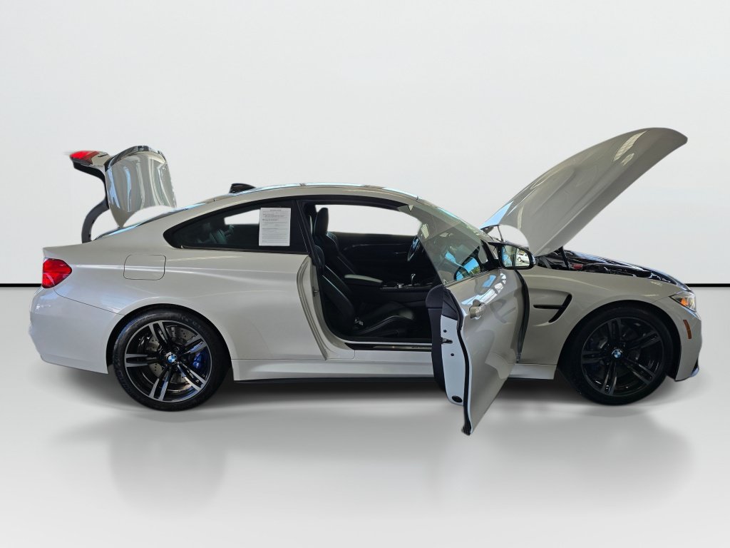 Used 2016 BMW M4 Coupe RWD image 9
