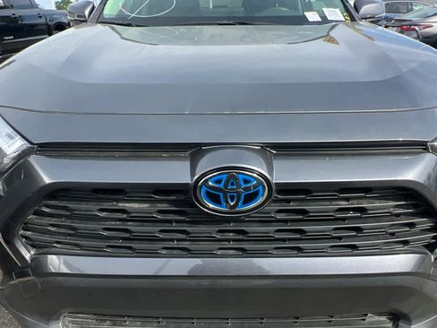 Used 2024 Toyota RAV4 XLE image 12