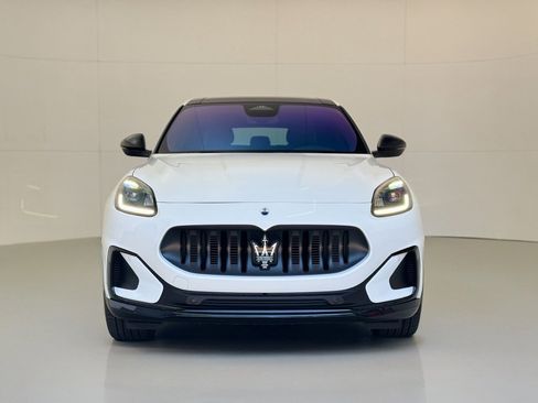 New 2025 Maserati Grecale Folgore image 30