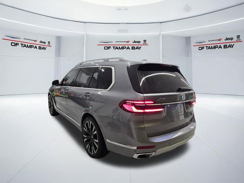 Used 2024 BMW X7 xDrive40i w/ Executive Package AWD/4WD image 4