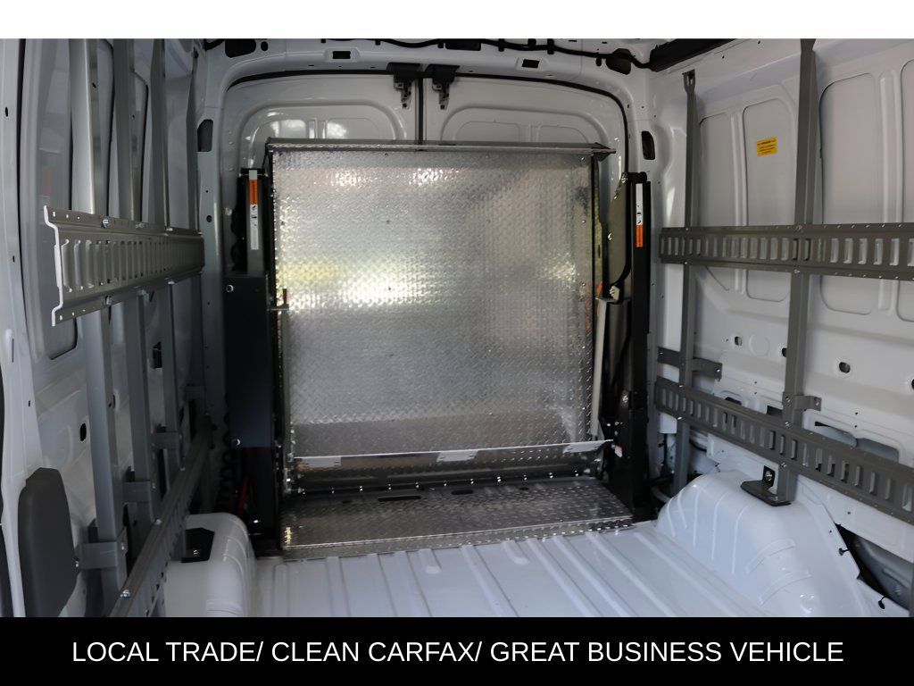 Used 2023 Ford E-Transit Medium Roof RWD image 18