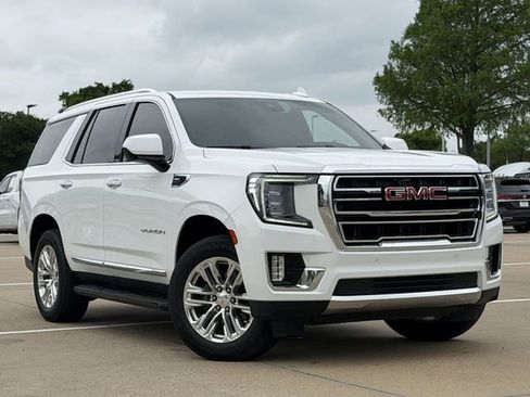 Used 2024 GMC Yukon SLT image 2
