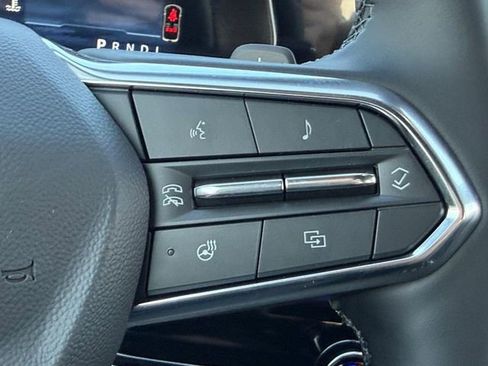 New 2026 Chevrolet Equinox LT w/ Convenience Package II FWD image 9
