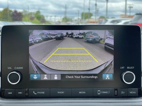 Used 2023 Honda Accord EX image 10