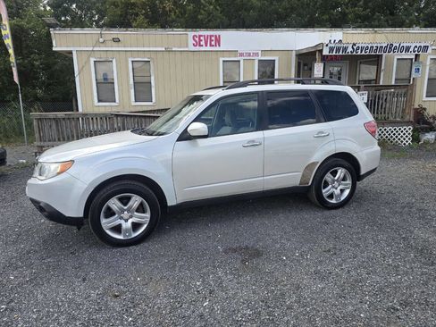Used 2010 Subaru Forester 2.5X Premium image 2