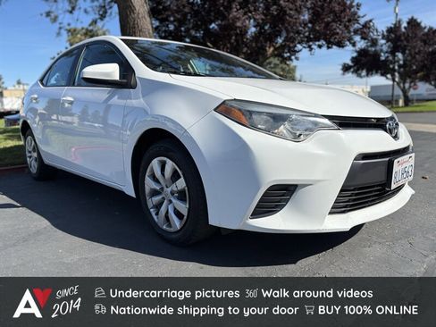 Used 2016 Toyota Corolla LE image 1