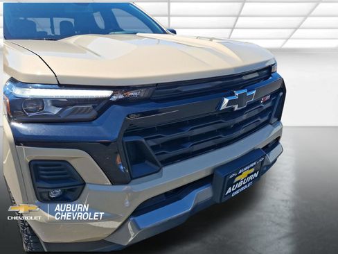 Used 2023 Chevrolet Colorado Z71 w/ Z71 Convenience Package 2 AWD/4WD image 24