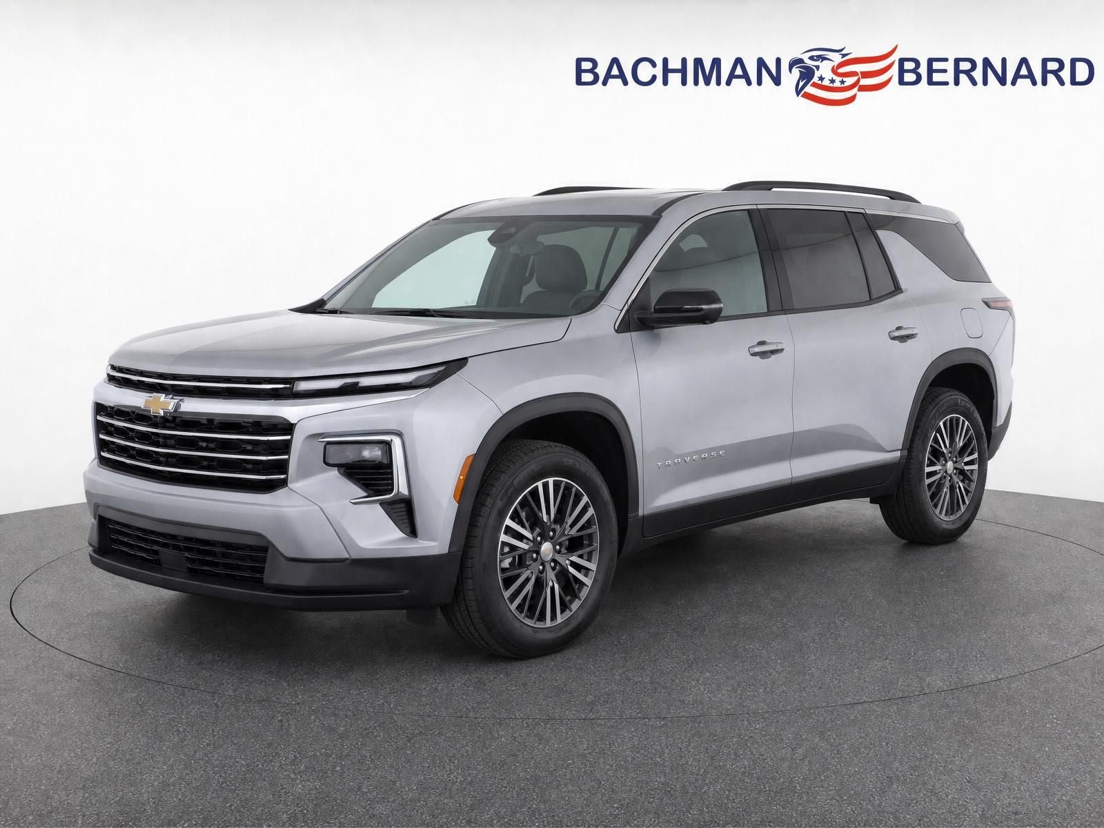Used 2025 Chevrolet Traverse LT AWD/4WD image 3