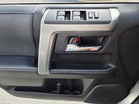 Used 2020 Toyota 4Runner SR5 Premium w/ Moonroof Package image 29