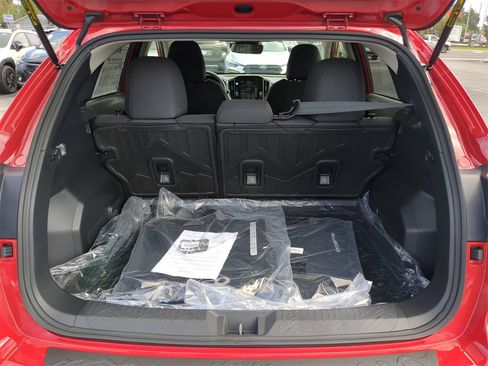 Certified 2025 Subaru Crosstrek 2.0i Premium image 9