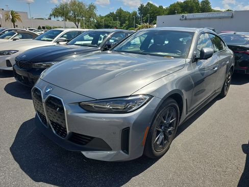 Certified 2023 BMW i4 eDrive35 RWD image 3
