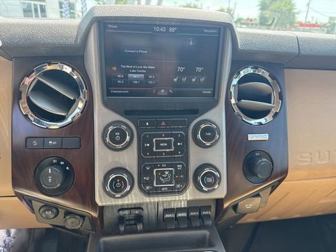 Used 2015 Ford F250 Lariat w/ Lariat Ultimate Package AWD/4WD image 37