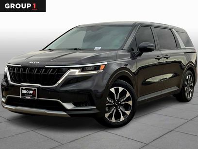 Certified 2024 Kia Carnival EX