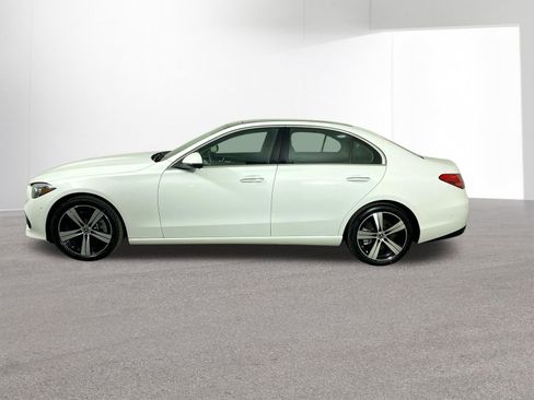 Used 2025 Mercedes-Benz C 300 Sedan image 28