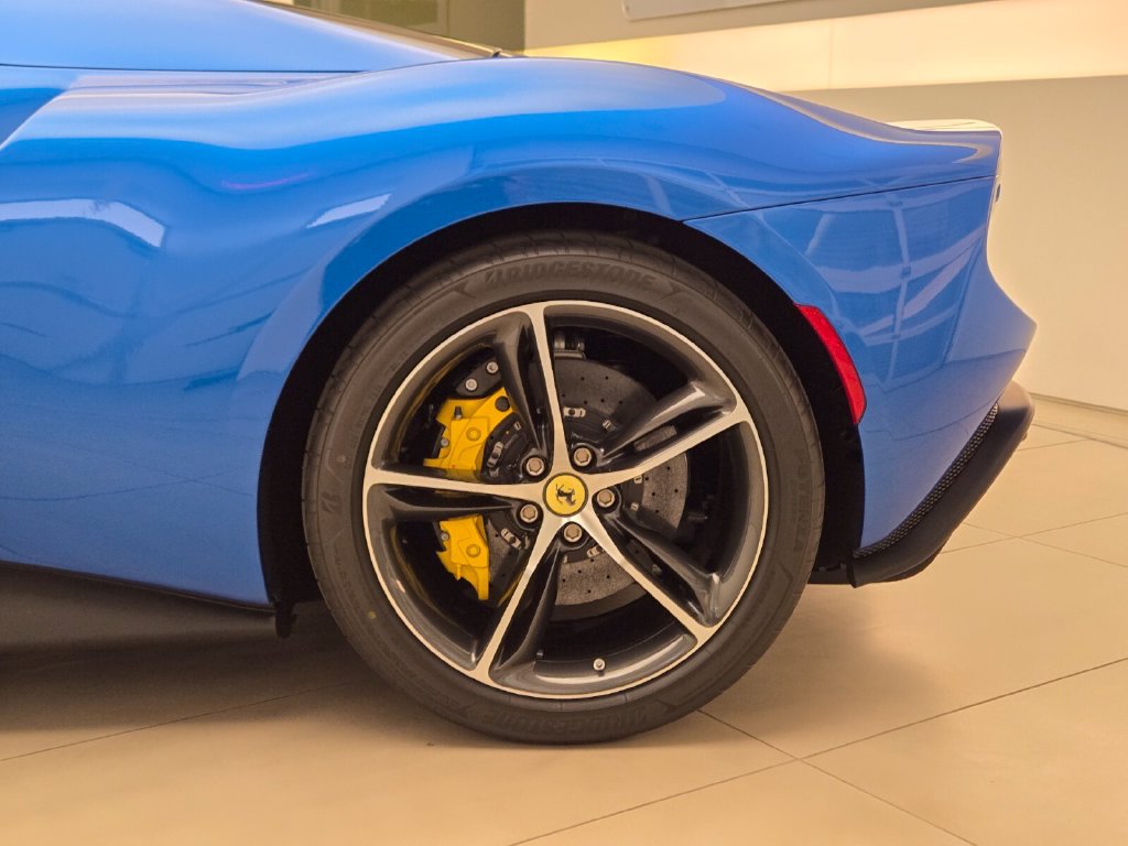 Used 2026 Ferrari 296 GTS RWD image 15