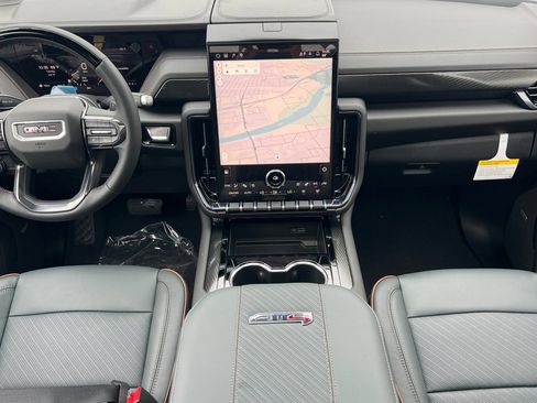 New 2026 GMC Yukon XL AT4 AWD/4WD image 9