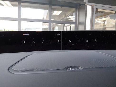 New 2026 Lincoln Navigator Premiere AWD/4WD image 63