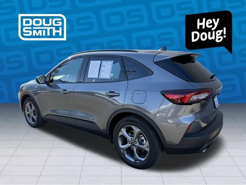 Used 2025 Ford Escape ST-Line image 2