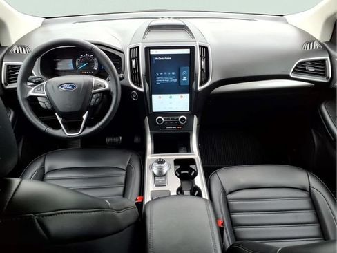 Certified 2024 Ford Edge SEL w/ Convenience Package AWD/4WD image 10