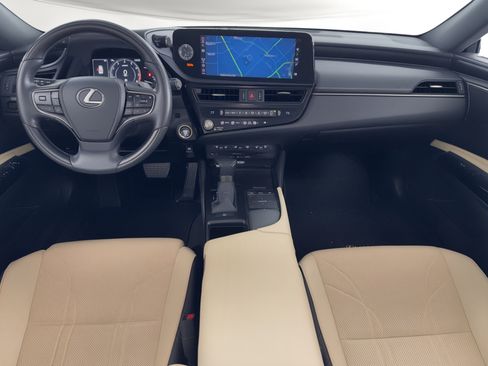 Used 2022 Lexus ES 350 Ultra Luxury w/ Accessory Package 2 image 18