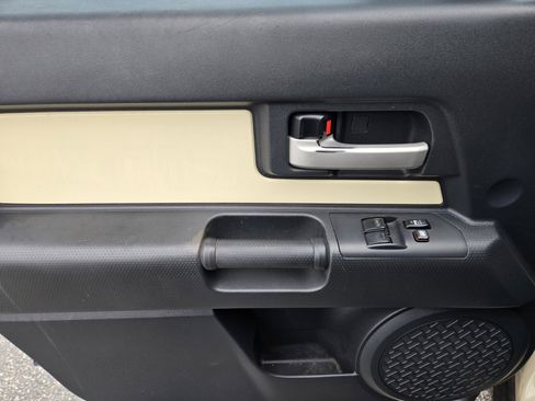 Used 2008 Toyota FJ Cruiser 2WD image 14