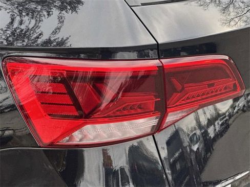 Used 2024 Volkswagen Taos S image 6