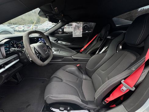 Used 2023 Chevrolet Corvette Stingray Convertible image 17