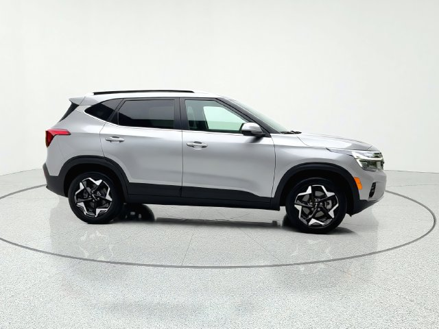 Certified 2024 Kia Seltos EX AWD/4WD image 7
