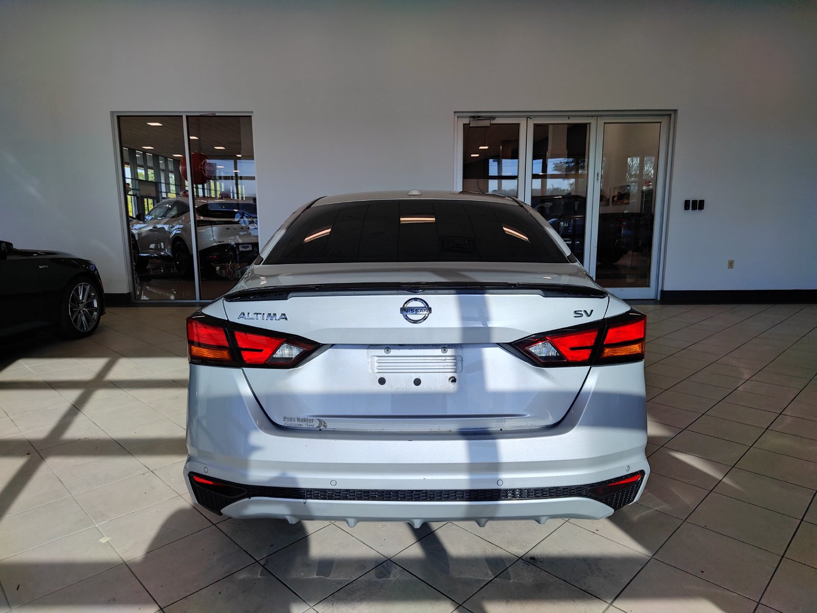 Used 2021 Nissan Altima 2.5 SV FWD image 4
