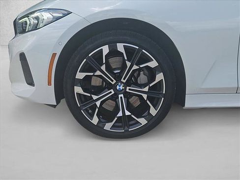 Used 2026 BMW 330i Sedan w/ Premium Package RWD image 21