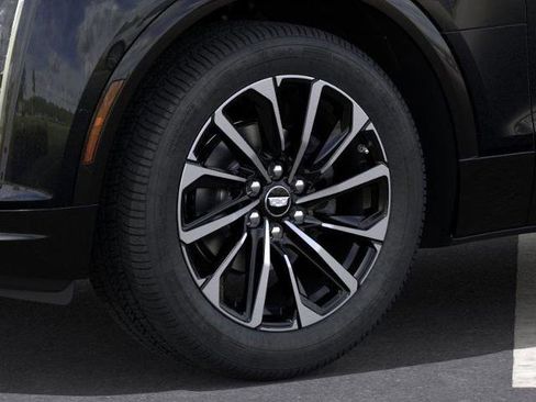 New 2026 Cadillac Lyriq Sport w/ LPO, Floor Liner Package AWD/4WD image 9