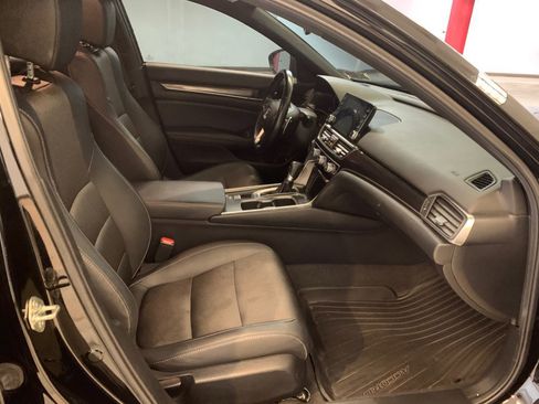 Used 2020 Honda Accord Sport image 60