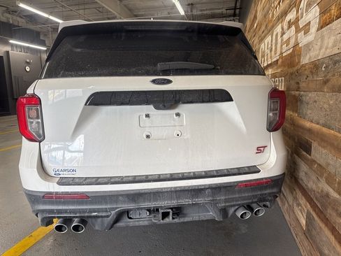 Used 2023 Ford Explorer ST w/ Equipment Group 401A image 11