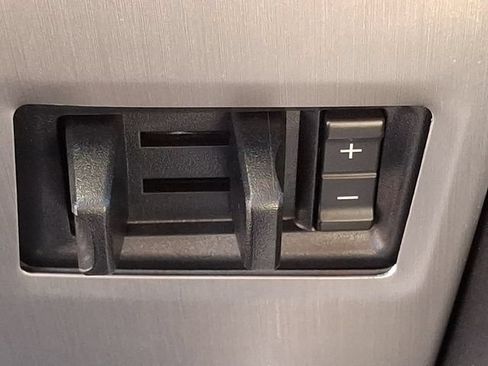 Used 2019 Ford F450 Platinum w/ Platinum Ultimate Package AWD/4WD image 19